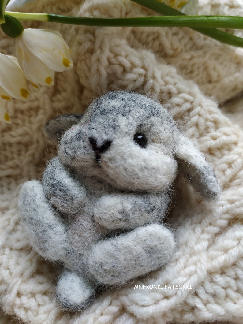 Easter bunny Felted Brooch cute Bunny Needle Felting Rabbit Wool Bunny Jewelry Needle Felted Brooch Rabbit Cute Gift Brooch Bunny image 3