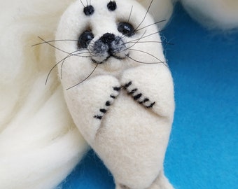 Seal pup Needle felting brooch Needle felted white Seal baby Pin Handmade Felt Seal puppy animals