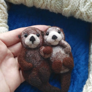 Sea Otters Holding hands felted brooch Felt animal Needle Felting Jewelry Needle Felted Brooch Sea Otter birthday gift Felt Brooch Love image 4