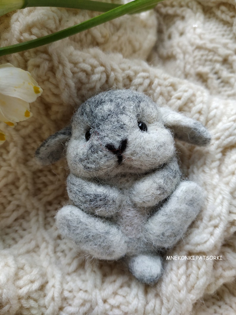 Easter bunny Felted Brooch cute Bunny Needle Felting Rabbit Wool Bunny Jewelry Needle Felted Brooch Rabbit Cute Gift Brooch Bunny image 2