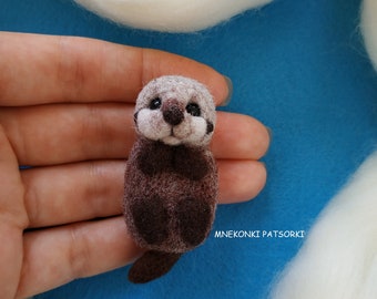 Sea otter pup Needle felting brooch Needle felted Sea otter baby Pin Handmade Felt animals