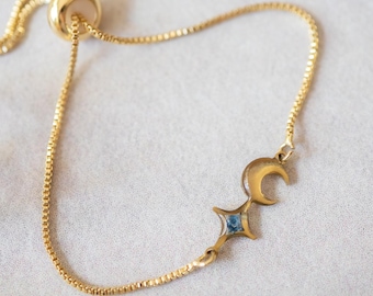 ACOTAR Bracelet, Real Pressed Flowers in Resin, Velaris Jewelry, Acotar jewelry, Velaris, A Court of Thorns and Roses, Star and Moon, Dried