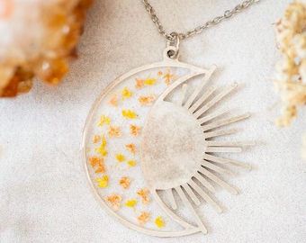 Real Pressed Flowers in Resin, Sun and Moon Necklace. Dried Flower Necklace, Sun Necklace, Moon Necklace, Orange and Yellow
