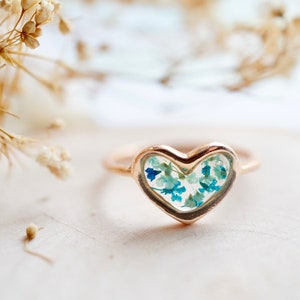 Real Pressed Flower and Resin Ring, Rose Gold Heart in Teal Mint