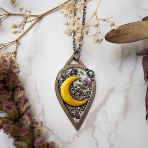 Real Pressed Flowers in Resin, Silver Moon Necklace with Purple Alyssum