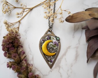 Real Pressed Flowers in Resin, Silver Moon Necklace with Purple Alyssum