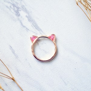Real Pressed Flowers and Resin Cat Ring in Rose Gold and Pink