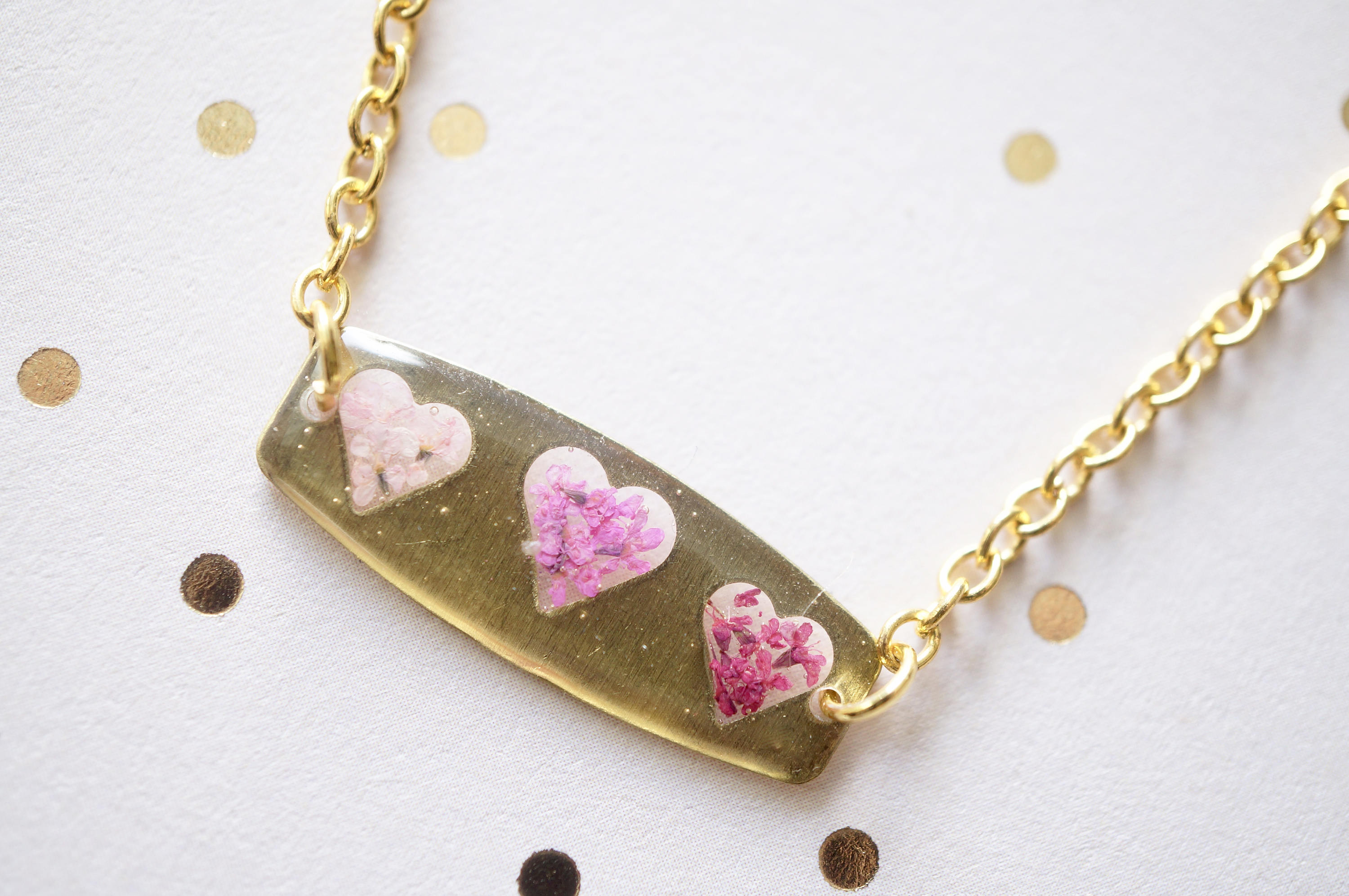 Real Flowers and Resin Necklace, Brass Hearts in Pinks, Mother's Day Gift - Thumbnail 5