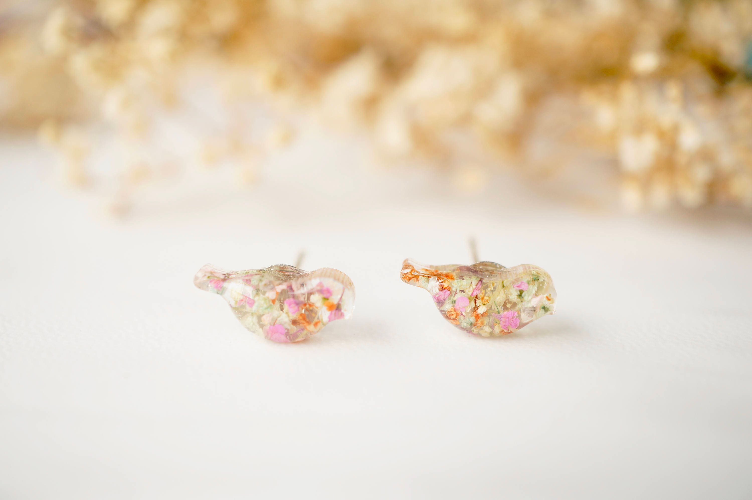 Real Pressed Flowers and Resin Bird Stud Earrings in Pink White Orange Green - Thumbnail 3