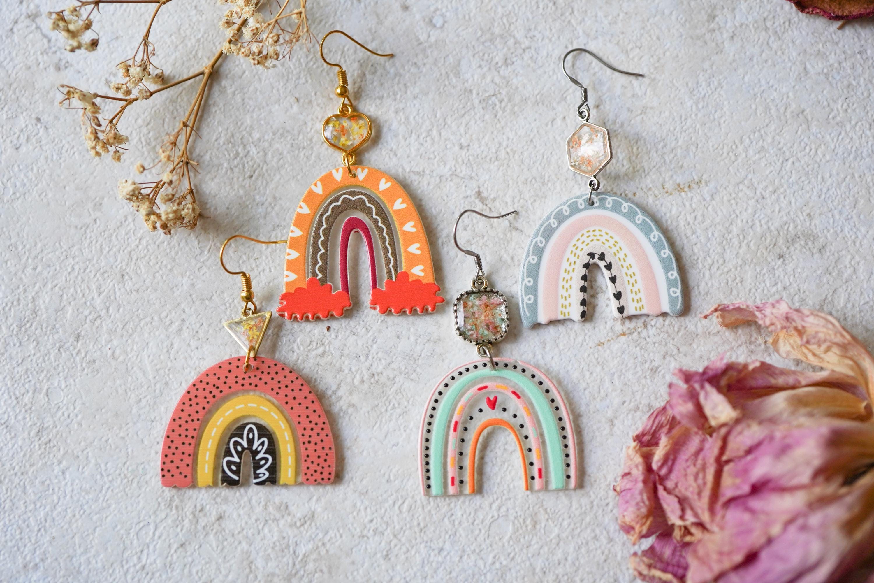 Real Pressed Flowers Earrings, Rainbow Drop Earrings with Real Dried Flowers, Orange and Yellows - Thumbnail 4