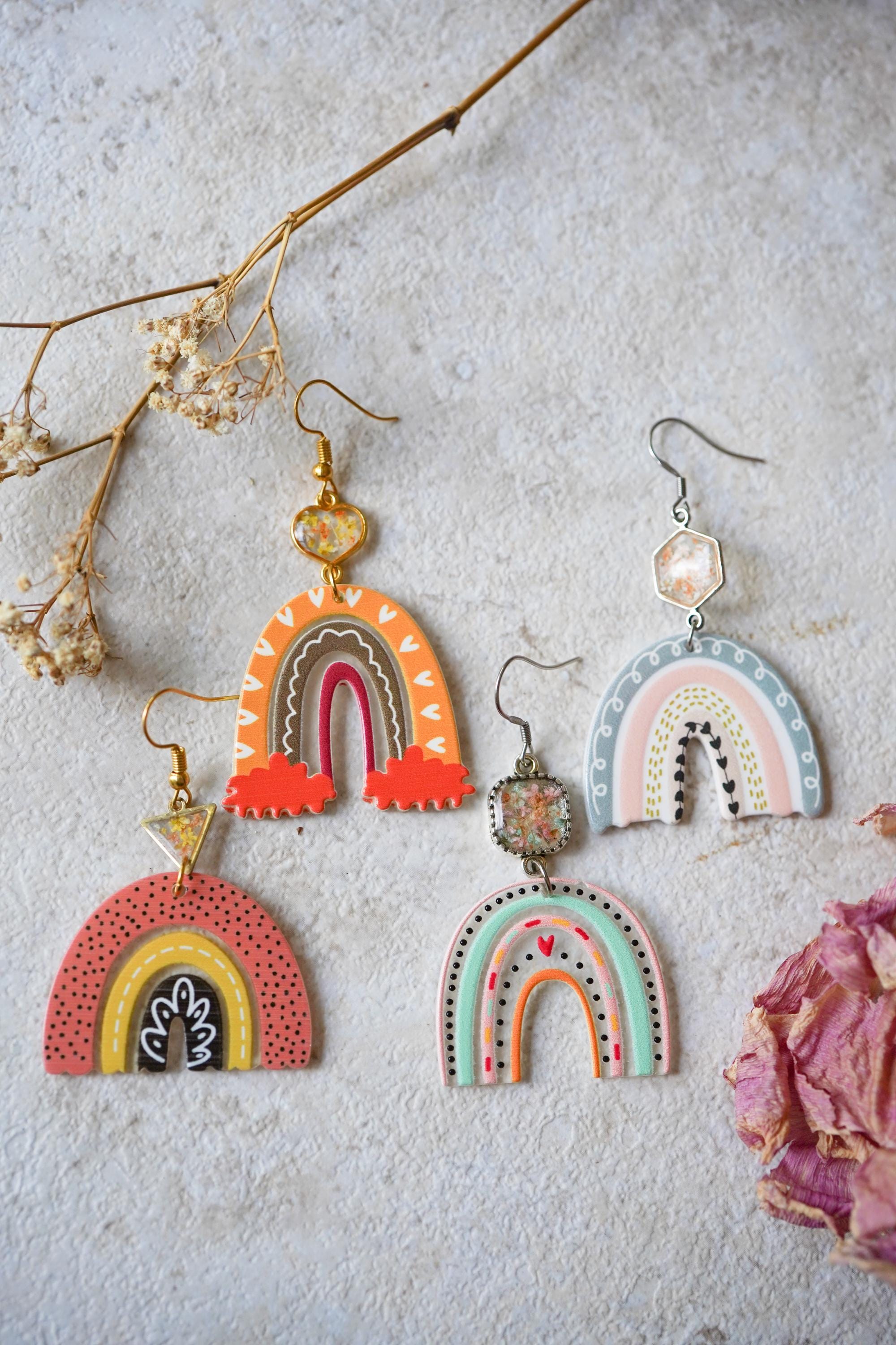 Real Pressed Flowers Earrings, Rainbow Drop Earrings with Real Dried Flowers, Orange and Yellows - Thumbnail 5
