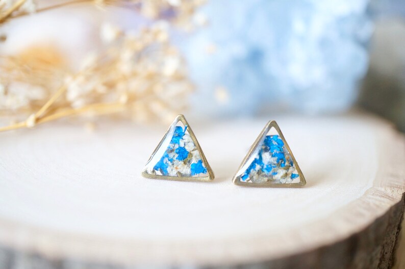 Real Pressed Flowers and Resin Triangle Stud Earrings in White and Cobalt Blue image 1