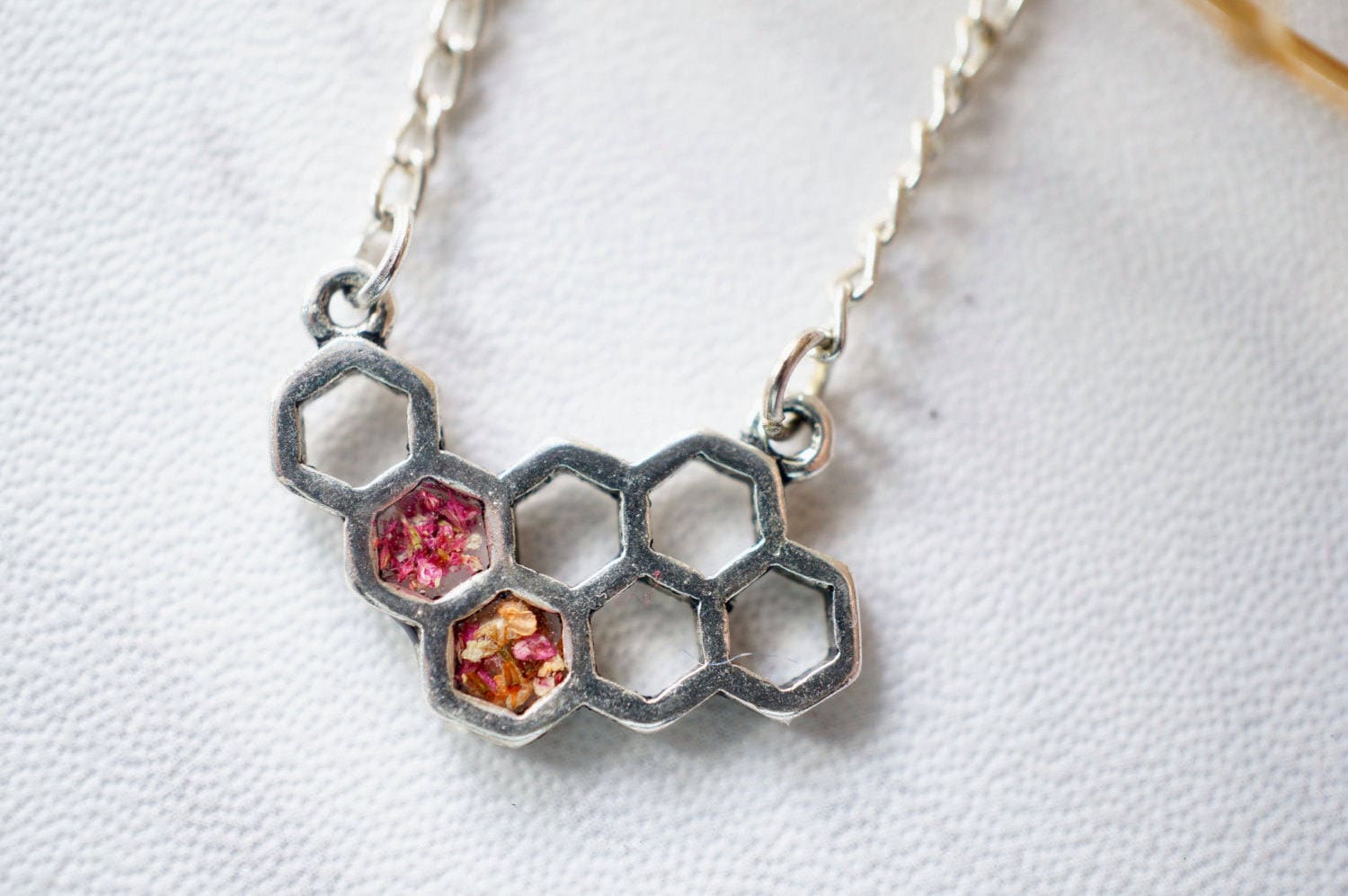 Real Pressed Flowers in Honeycomb Resin Necklace in Teal White Green - Thumbnail 4