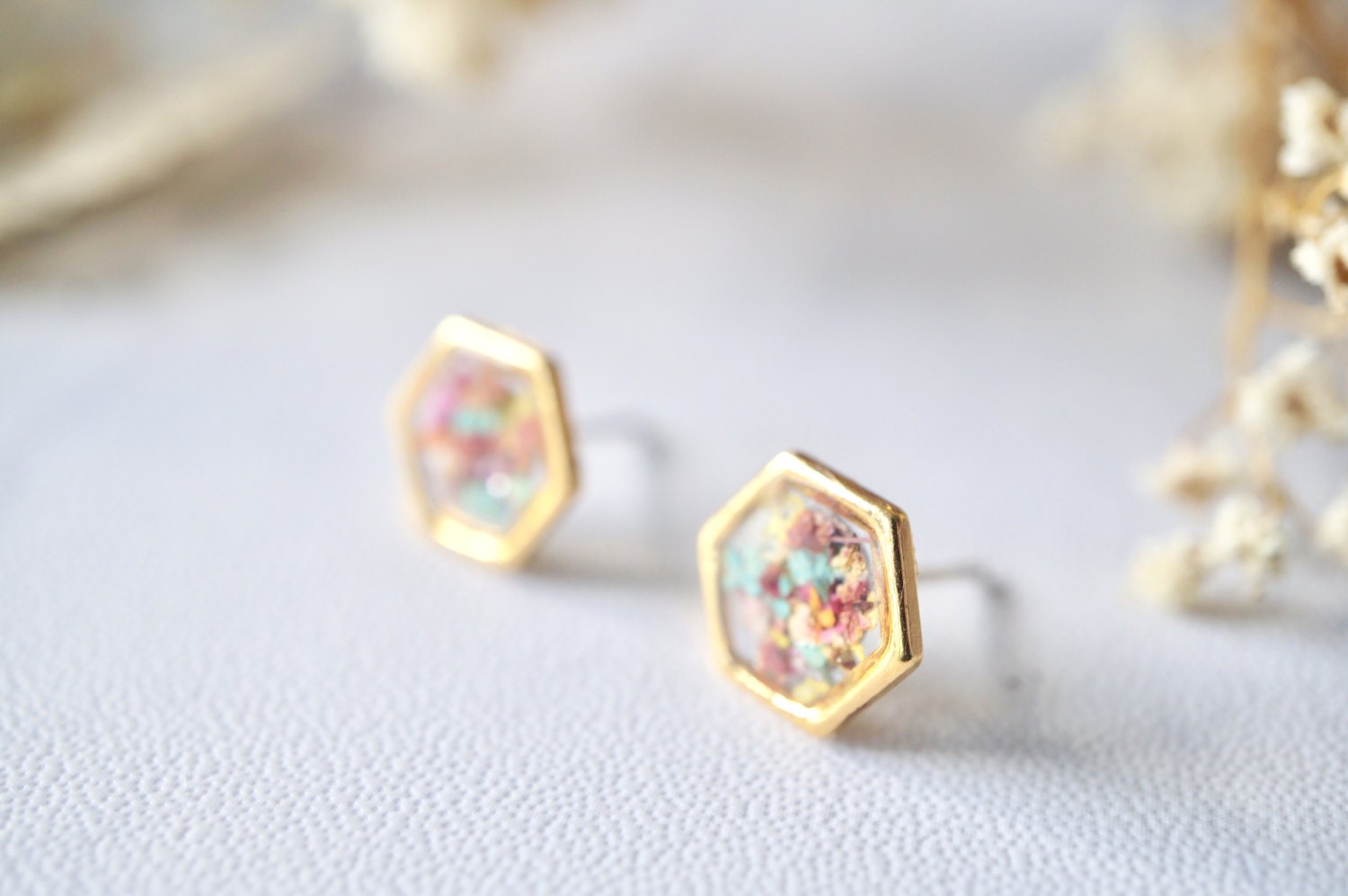 Real Pressed Flowers and Resin Hexagon Gold Stud Earrings in Pastel Mix - Thumbnail 3