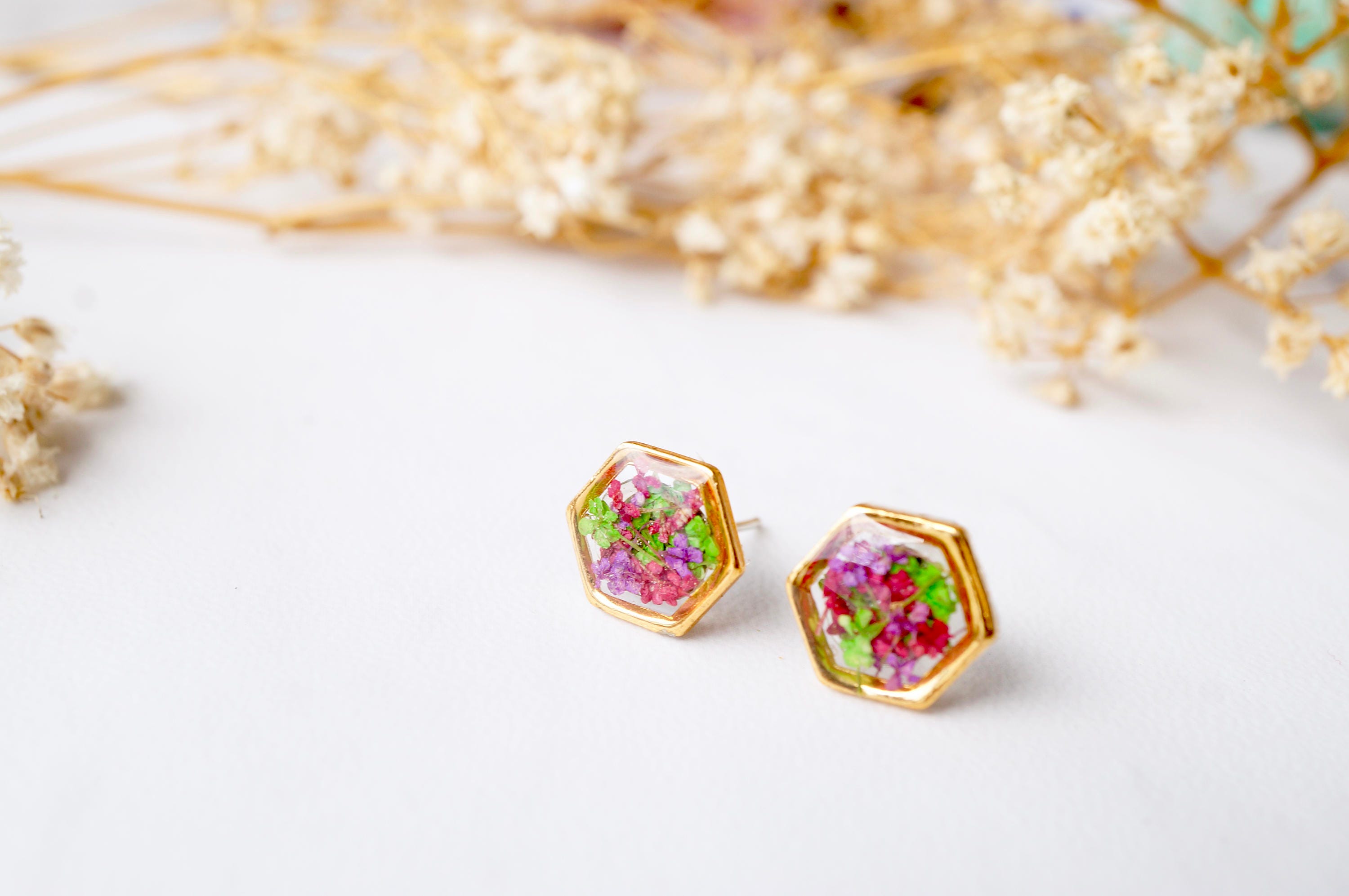 Real Pressed Flowers and Resin Stud Earrings, Gold Hexagon in Red Purple Green - Thumbnail 4