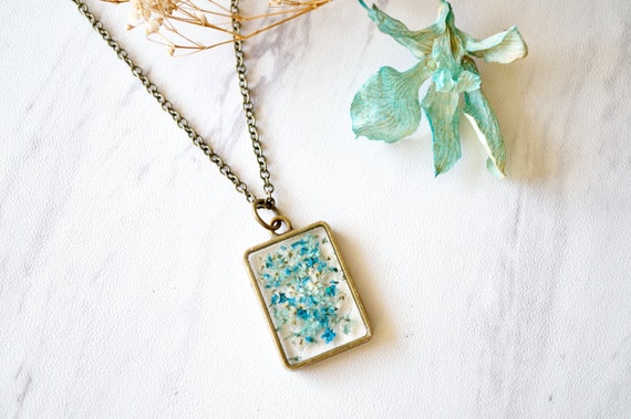 Real Preserved Queen Annes Lace Teal Pendant Necklace - Antique Bronze –  Pressed Wishes