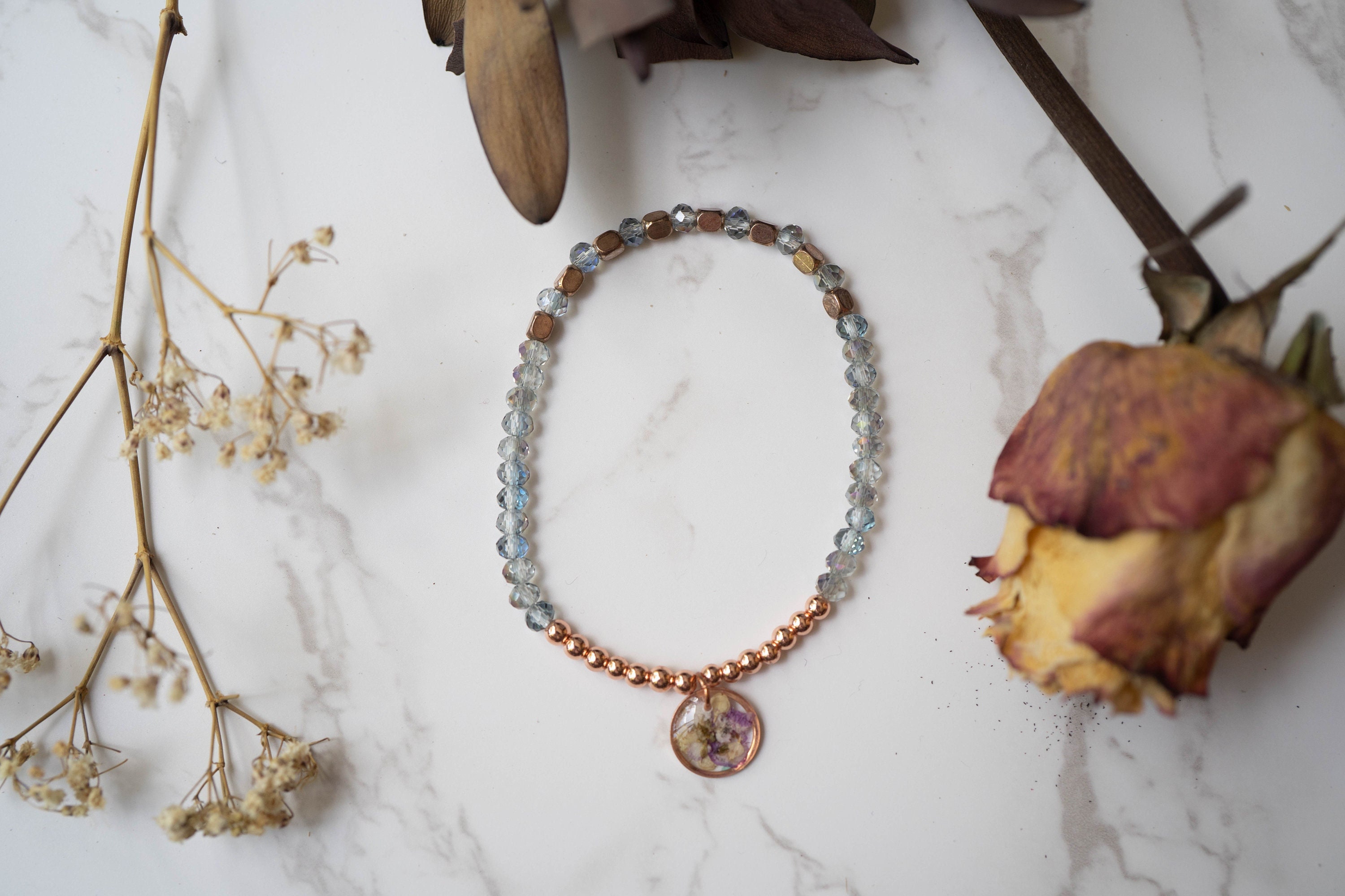 Real Pressed Flowers and Resin Beaded Bracelet, Rose Gold and Blue Beads with Purple and White Alyssum Flowers