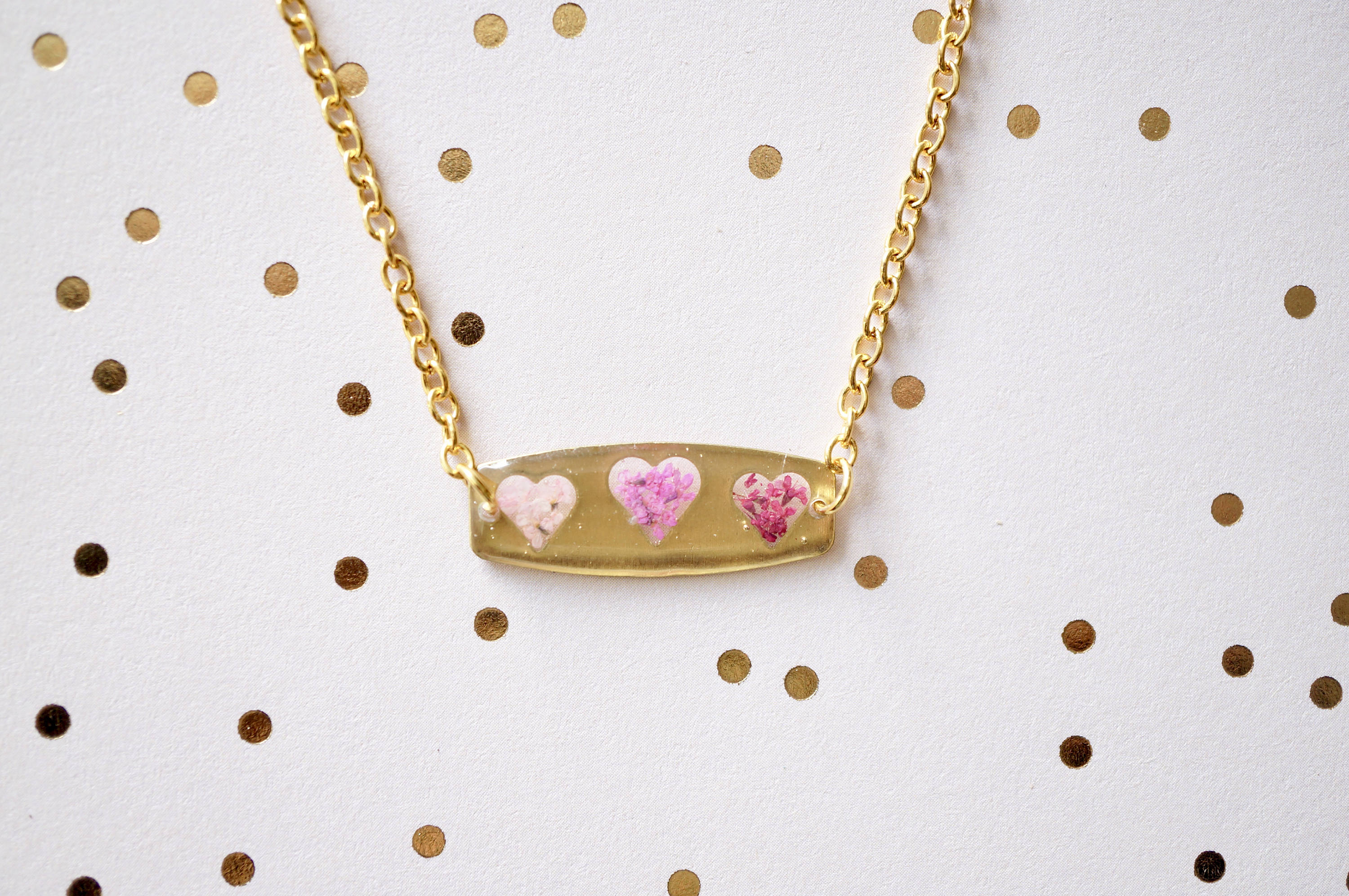 Real Flowers and Resin Necklace, Brass Hearts in Pinks, Mother's Day Gift - Thumbnail 6