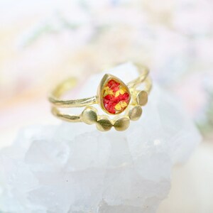 Real Pressed Flower and Resin Ring, Gold Teardrop in Red and Yellow image 3