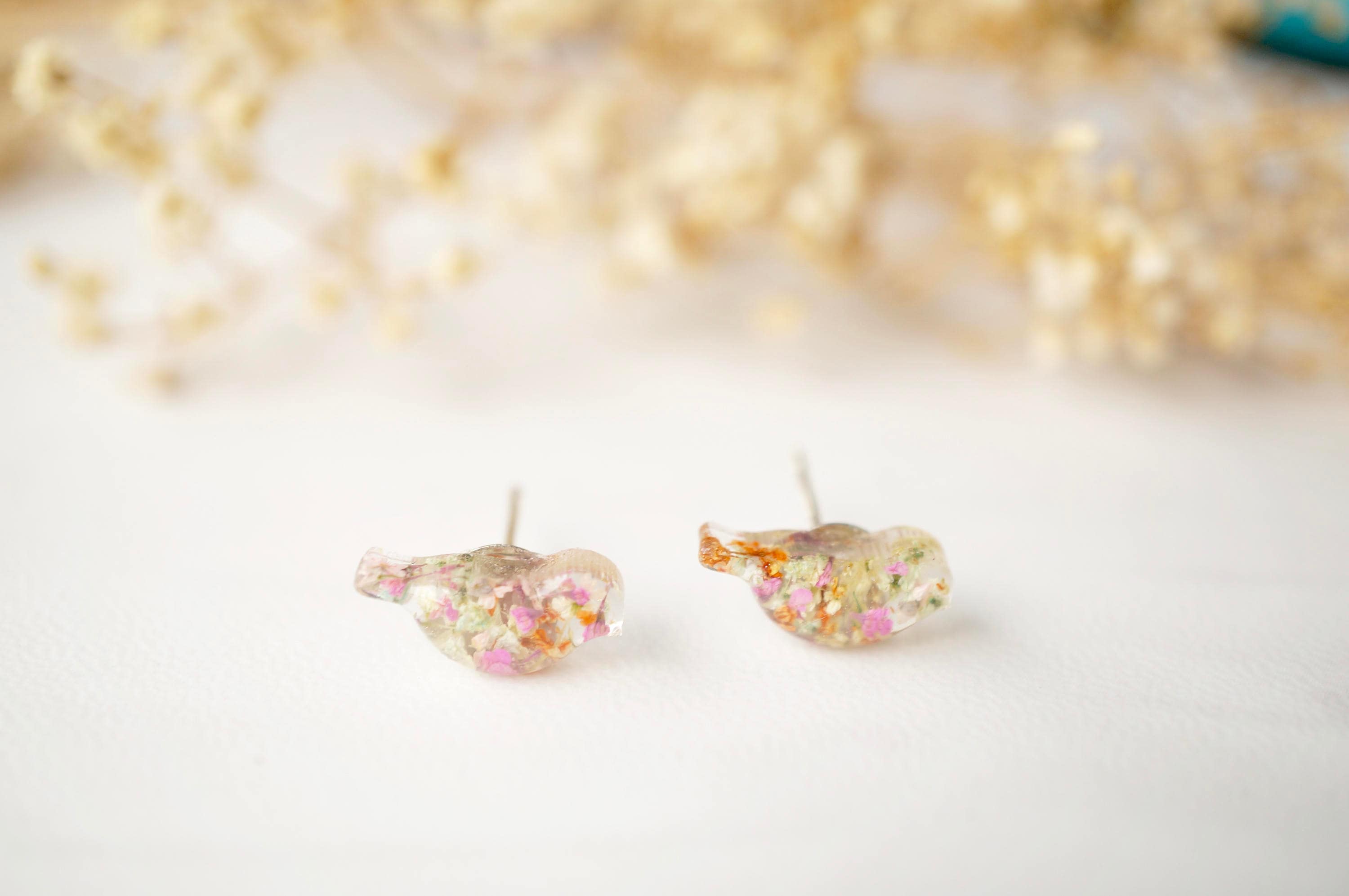 Real Pressed Flowers and Resin Bird Stud Earrings in Pink White Orange Green - Thumbnail 5