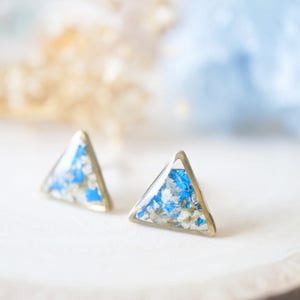 Real Pressed Flowers and Resin Triangle Stud Earrings in White and Cobalt Blue image 4