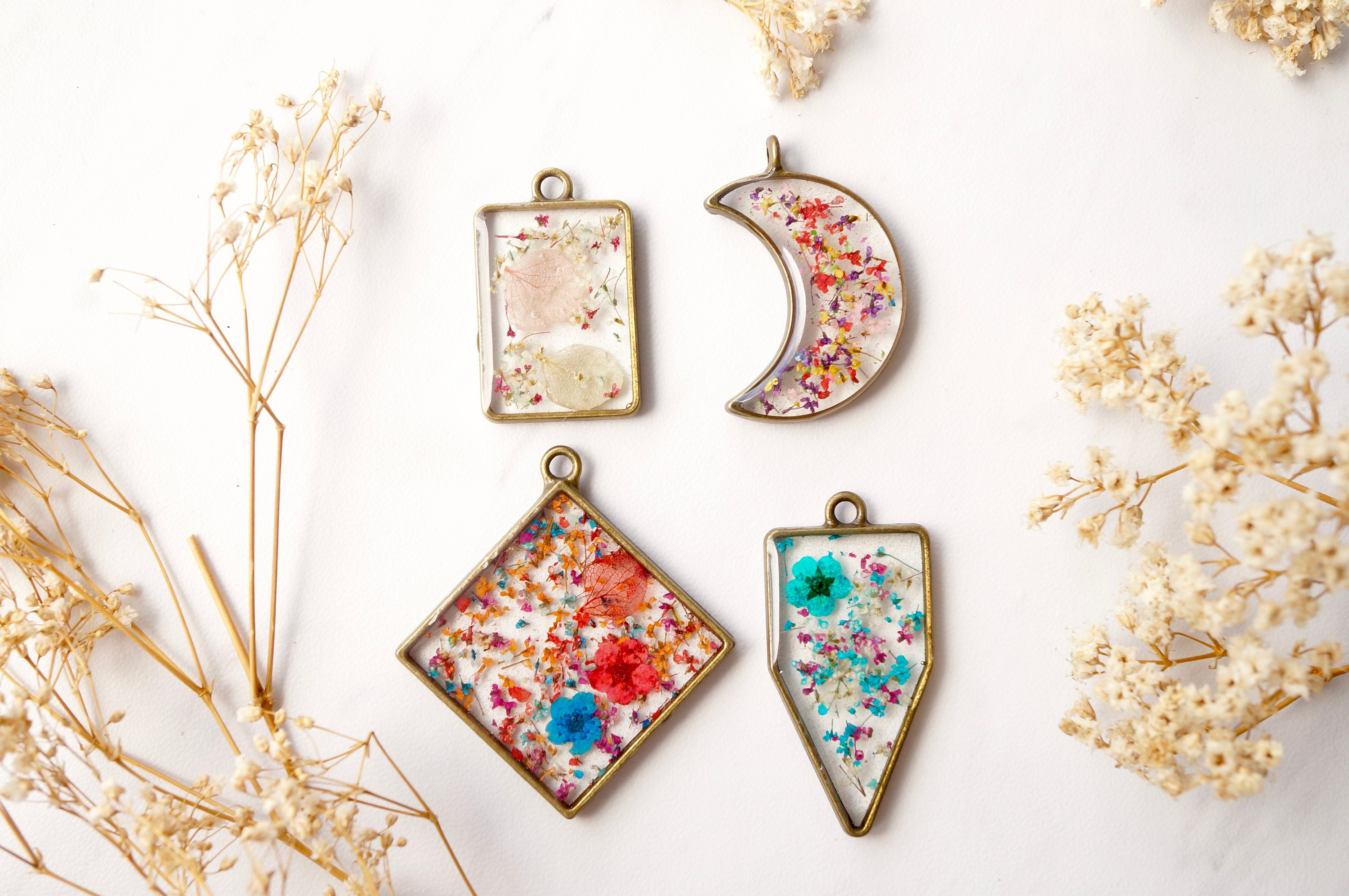 Real Pressed Flowers in Resin Necklace, Silver Mermaid in Pink Orange Yellow Mix - Thumbnail 7