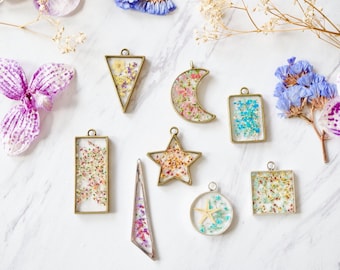 CUSTOM jewelry with your flowers! Real Pressed Flowers in Resin Necklaces and Earrings - Send us your flowers!