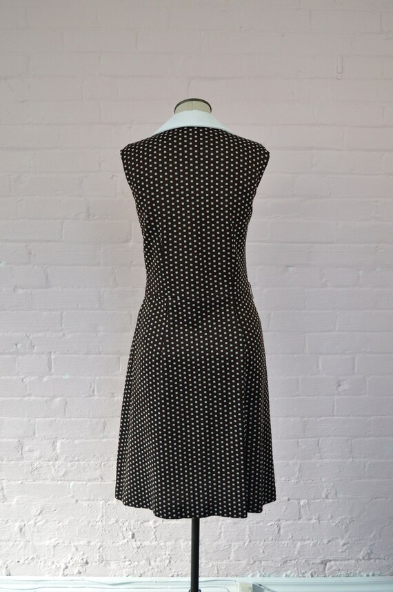 1970s brown white polka dot dress · sleeveless bu… - image 9