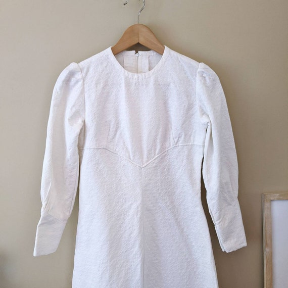 VINTAGE 1970s white long sleeve maxi wedding dres… - image 2