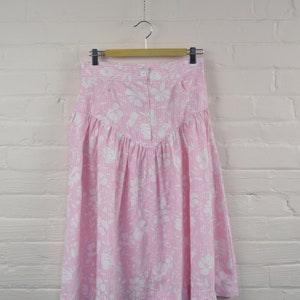 1980s pink & white drop waist skirt, high waisted floral print skirt, knee length skirt with pockets, small image 1