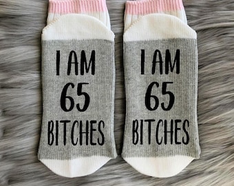 I'm 65 Bitches Socks-65th Birthday Gift-Vintage 1961-Sixty Five AF-Turning 65-Best Friend Birthday Gift-65th Retirement Gift