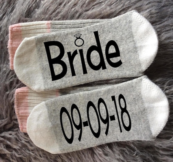 Mme juste mariés-Future mariée cadeaux-fiançailles cadeaux-Bridal Party Party Party cadeaux-Team mariée-mariée chaussettes-Bachelorette cadeaux-mariage chaussettes-jeune mariée pour être 685249 Mme juste mariés-Future mariée cadeaux-fiançailles cadeaux-Bridal Party Party Party cadeaux-Team mariée-mariée chaussettes-Bachelorette cadeaux-mariage chaussettes-jeune mariée pour être 685249