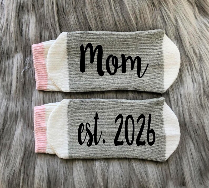 Dad est. 2026 Socks-Future Dad Gift-Gift for Dad-Baby Shower Gift-Pregnancy Gift-Pregnancy announcement-First time Dad Gift image 9