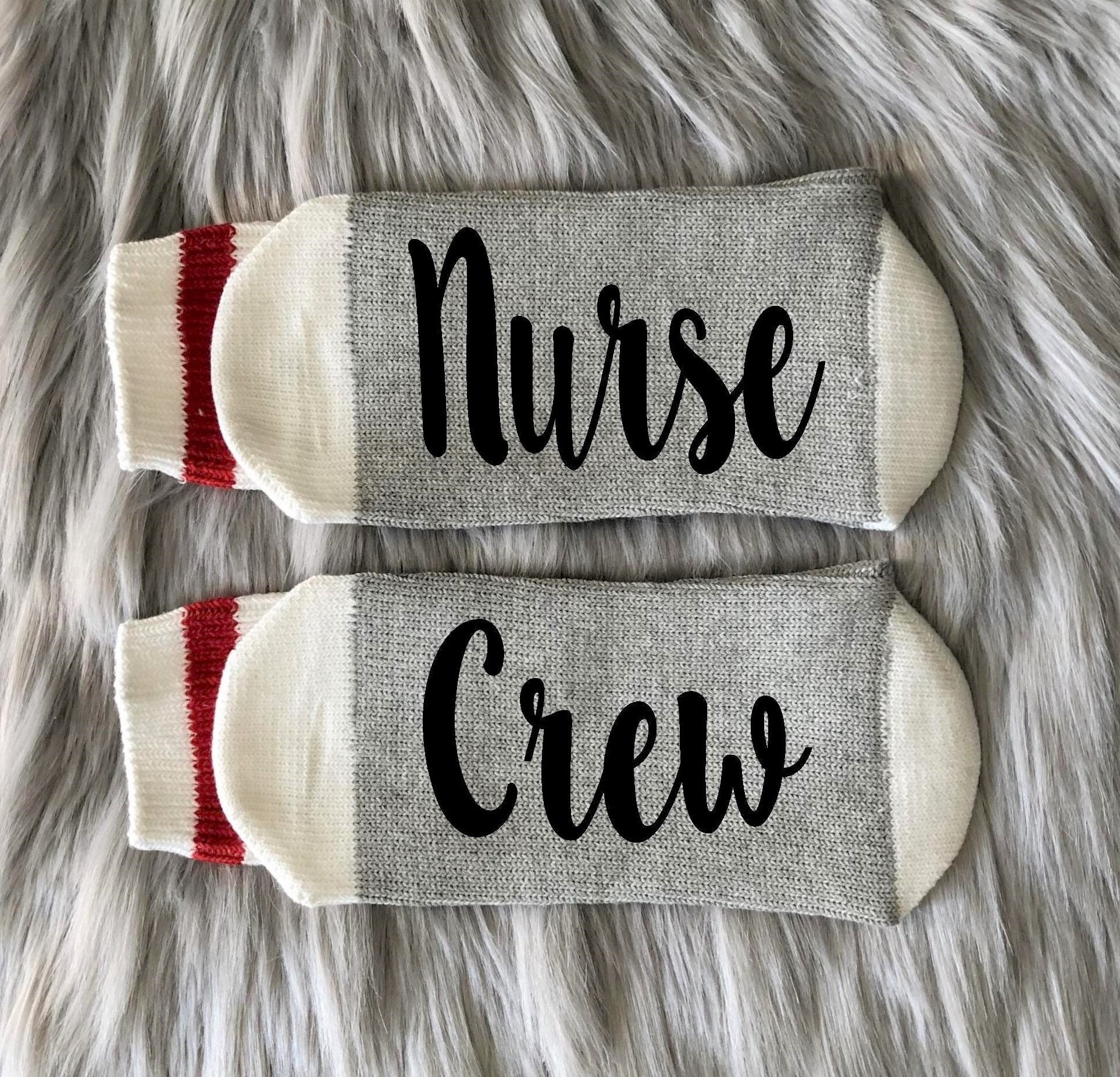 Calcetines de enfermera médicos enfermera doctor novedad calcetines de  enfermería regalos de graduación de enfermería estudiantes regalo para  enfermeras RN médicos : : Moda