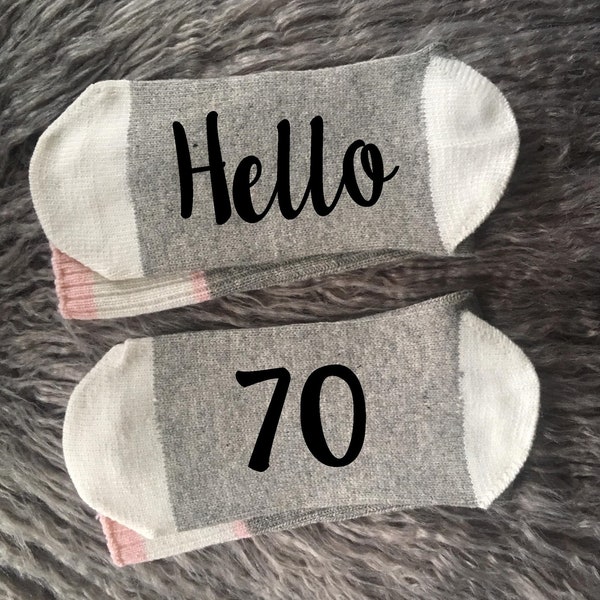 Bonjour 70-70e anniversaire-Chaussettes d’anniversaire-Cadeau d’anniversaire 70e-70 ans-Soixante-dixième-Meilleur ami Cadeau d’anniversaire-Idée cadeau d’anniversaire-Idée cadeau 70e