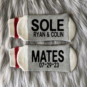 Chaussettes d'anniversaire - Cadeau pour couple gay - Lui et lui - Anniversaire de mariage gay - Mariage homosexuel - M. et M. - Cadeau de fierté - LGBTQ
