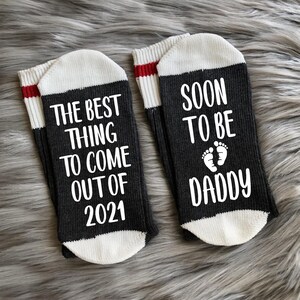 Pregnancy Announcement - New Dad Socks - Gender Reveal Party - Pregnancy Reveal - Mom to Be - Dad to Be - Team Pink / Team Blue