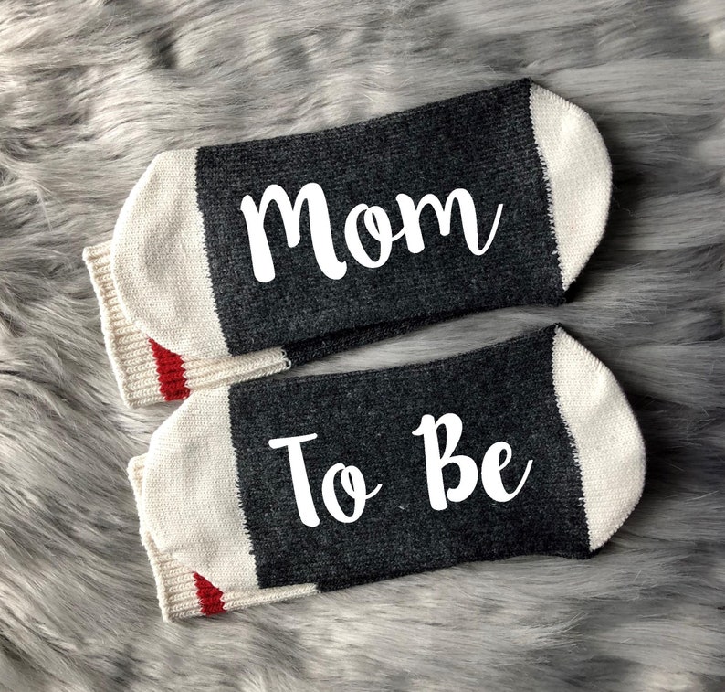 Chaussettes pour future maman-Cadeau pour baby shower-Cadeau de grossesse-Cadeau nouvelle maman-Cadeau pour maman-Cadeau personnalisé-Cadeau push image 1