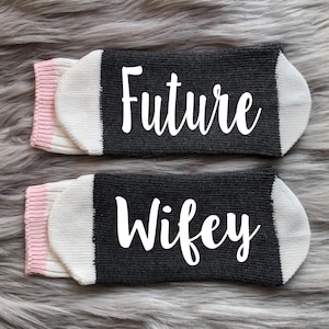 Future Wifey-Socks-Future Mrs Gift-Engagement Gift-Newly Engaged-Future Wifey-Custom Bride Gift-Bride to Be-Wedding Gift-Bridal Shower Gift