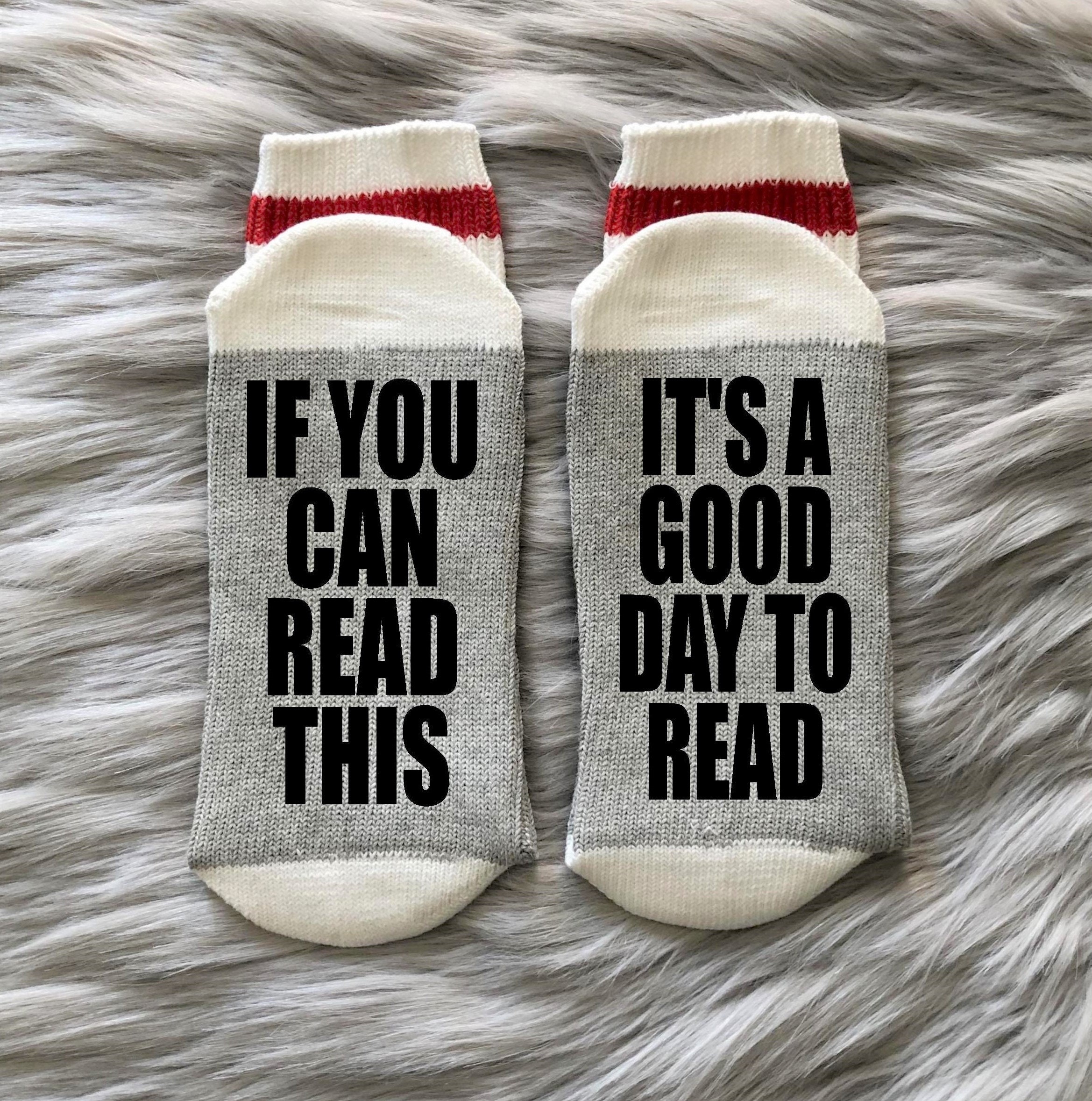 One More Chapter Book Socks-Book Lover-Book Lover Gift-Book Worm  Gift-Literary Gift-Reading Gift-Reading Socks-Teacher Gift-Mom Gifts - Etsy  Österreich