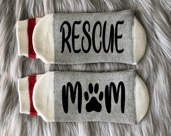 Chaussettes pour chien Rescue Mom - Cadeau maman chien - Cadeaux pour animaux de compagnie - Cadeau pour amoureux des chiens - Chaussettes pour animaux de compagnie - Cadeaux pour chiens drôles - Cadeau d’anniversaire