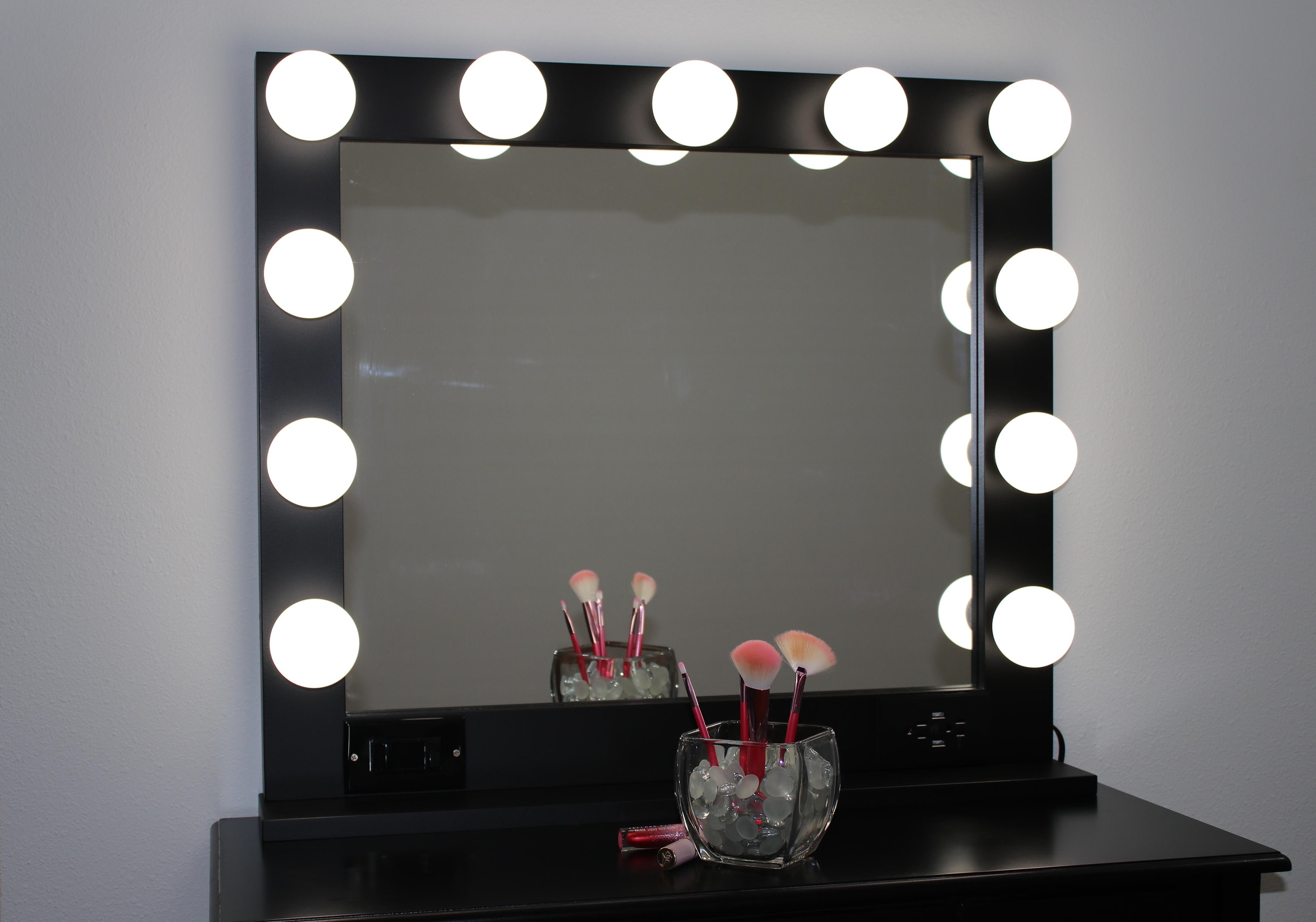 Elettra Black tocador maquillaje angular negro 3 espejos LED cómoda