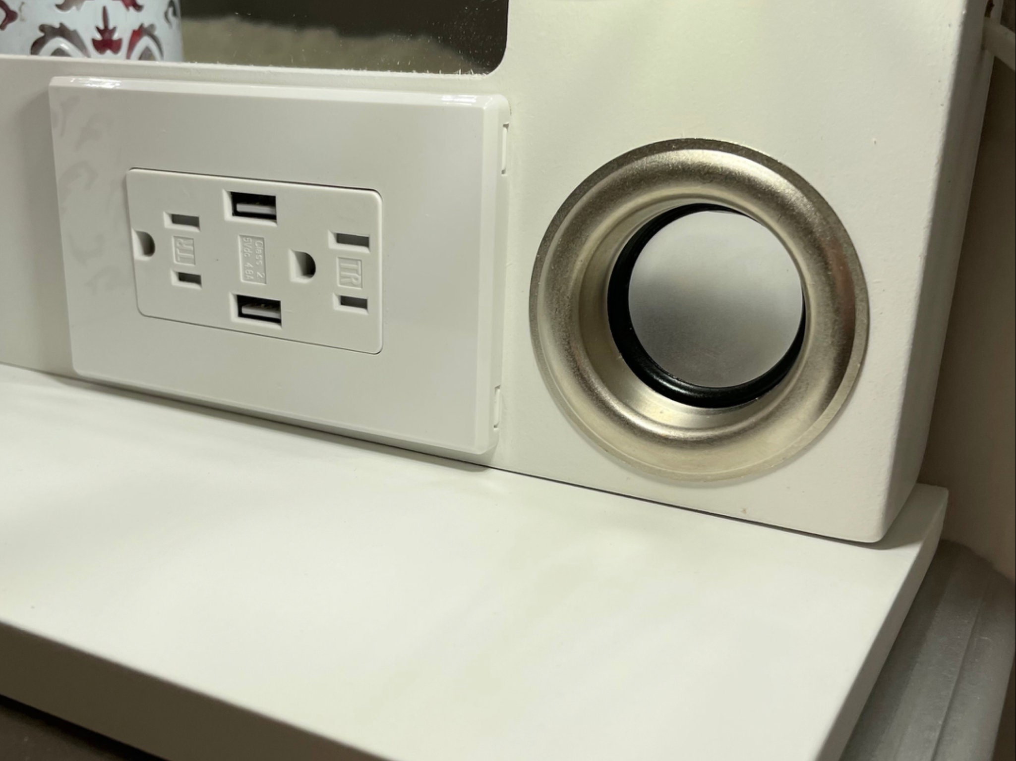 Large Bluetooth Vanity mirror with lights and USB 32 x 28 Made in the USA