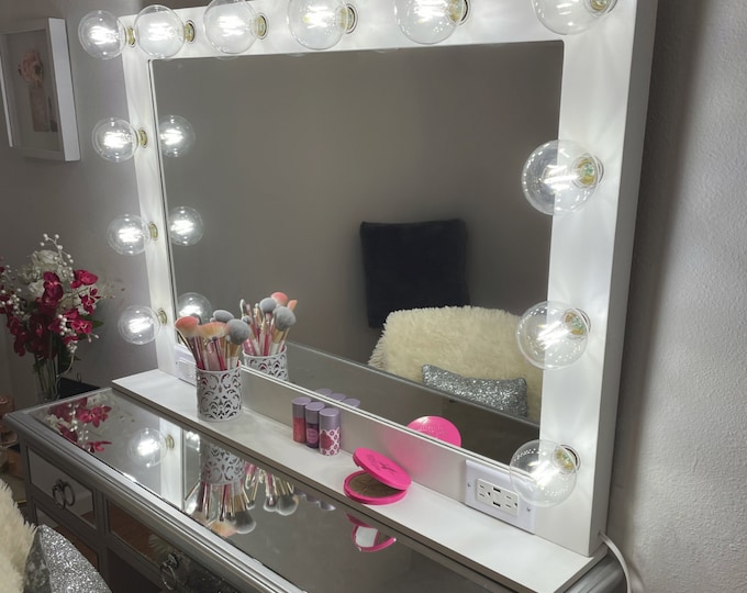 Vanity mirror with lights  XL 40 x 28