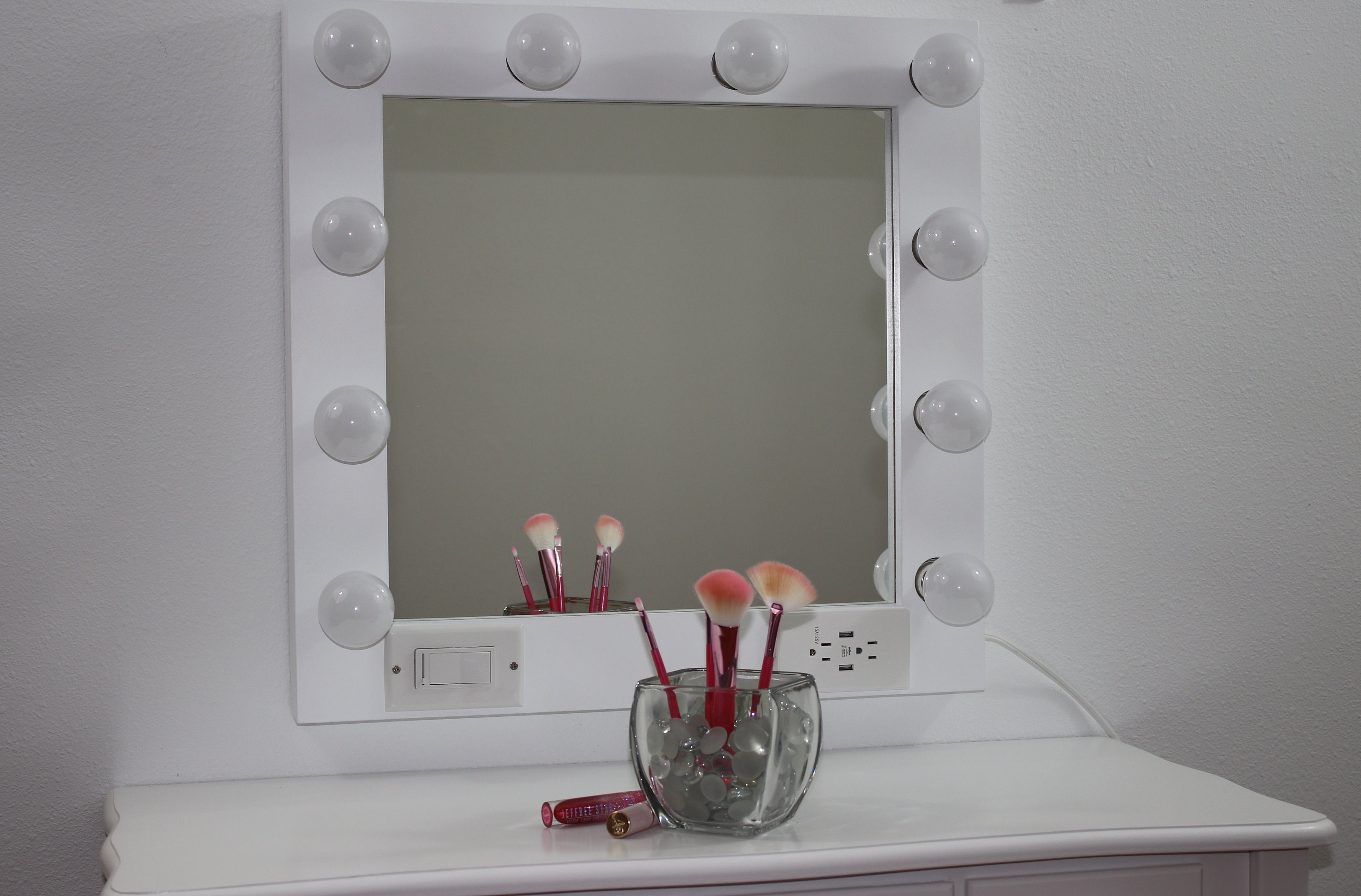 WHITE 24 x 24 Hollywood Style Lighted Vanity Makeup Mirror Etsy