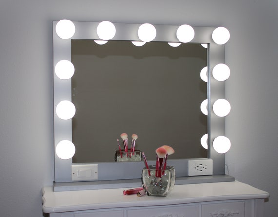 Silver 32 X 28 Hollywood Style Lighted Vanity Makeup Mirror