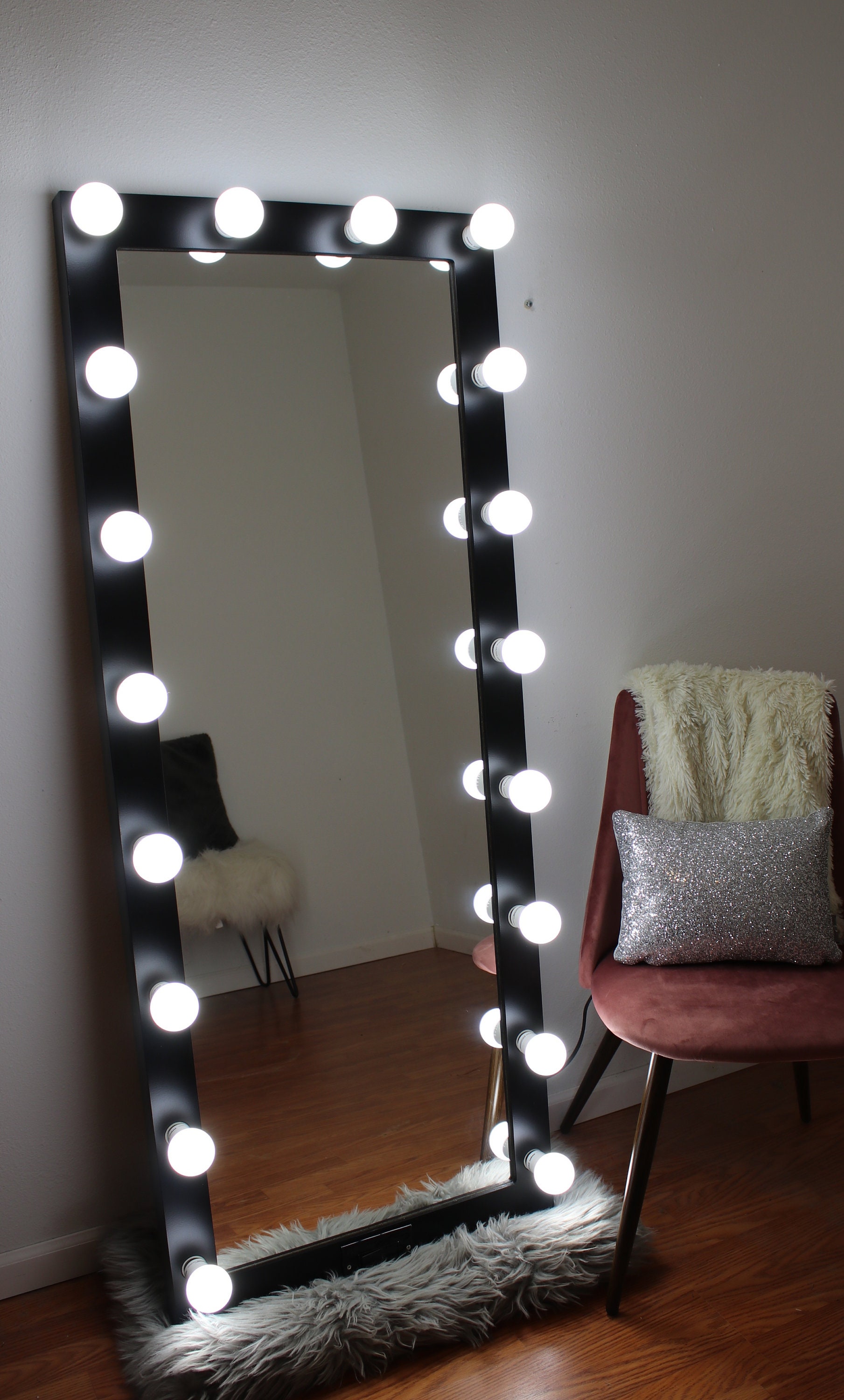  EDTEMI Espejo de pie de longitud completa de 65 x 22 pulgadas, espejo  LED de cuerpo entero, espejo colgante de pared con luces, espejo de tocador  de maquillaje, espejo de cuerpo