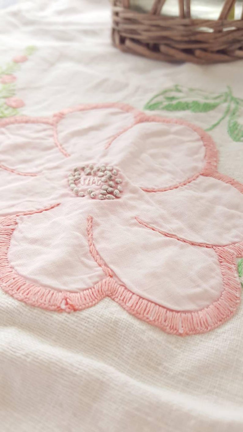 Vintage Table Runner Large Pink Flower