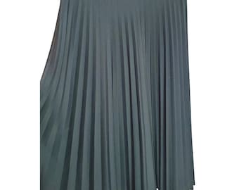 Black Pleated Vintage Elastic Waist Skirt Size 16