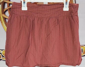 Love Notes Mauve Red Smocked Skort Size Large